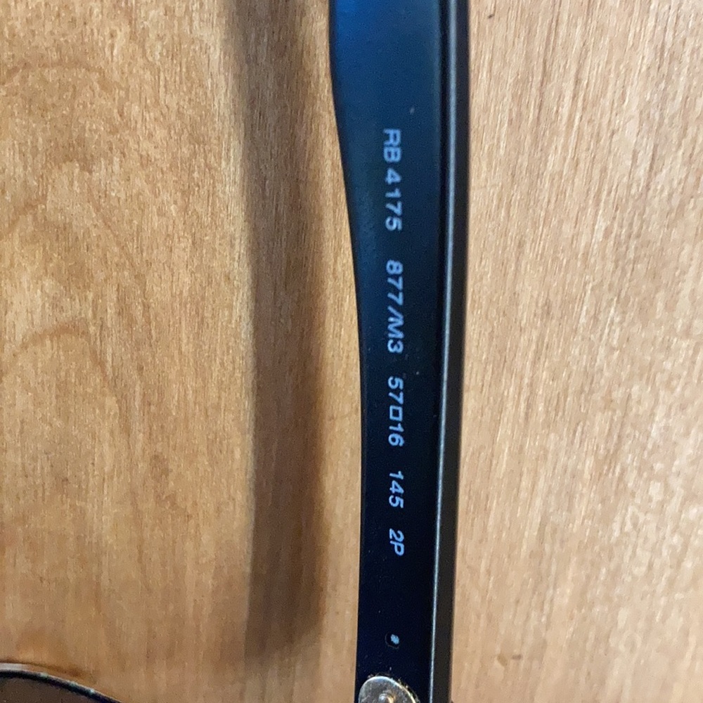 Ray-bans - Picture 5 of 5